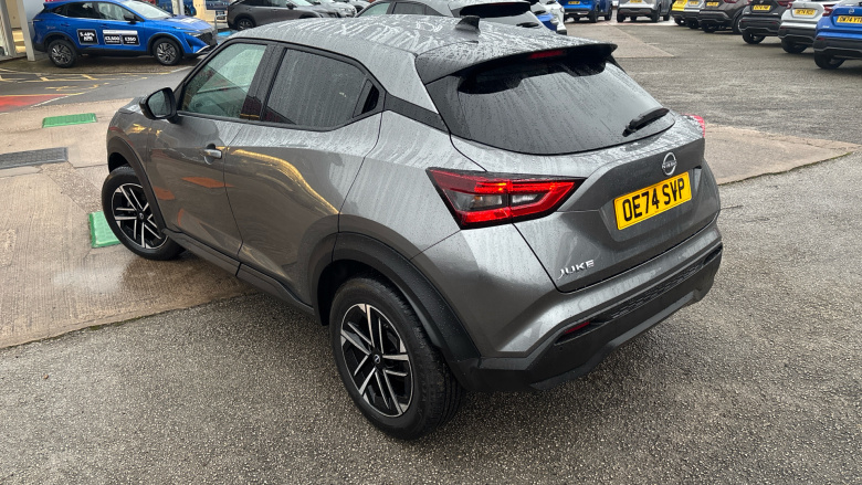 Nissan Juke 1.0 DiG-T N-Connecta 5dr DCT Petrol Hatchback